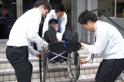 �Ԃ�����̌�������V���Ј���