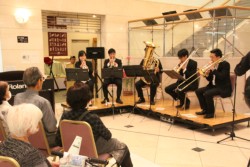 �v�钬�̈��h�F�{��`�z�e���G�~�i�[�X�ŊJ�������t��