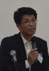 �u���c��̉�����m�Ō𗬂�[�߂Ȃ��炻�ꂼ��̊�Ƃ������Ɍ������Ă����΁v�ƕ������q�ׂ锋����Y�