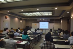 �����͖�S�O�l���Q��