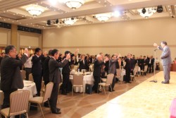 ��S�O�O�l���o�Ȃ����T�O���N�L�O�j���B���t�𖱂߂��������Z�̋���E�i�c�ƗY�