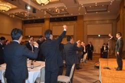 �֌W�҂R�O�O�l���o�Ȃ����Y�N��