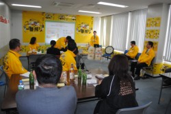 �����͌����̐H�E�����E���j�Ȃǂɐ��ʂ����W�L���҂�P�O�l���Q�����R���Z�v�g�J�����s�������i���E�X���[�K���Ȃǂ�b���������B