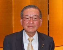 ���N�l��\�̐ē����m�E�F�{�s�H�i�q������