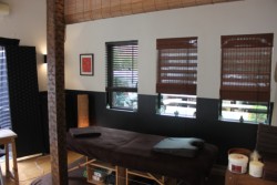 ���t�����[���Ă̂Ђ�̓X��