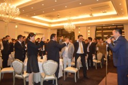 �D�c��I���Z���V���E�В��i�E�j�ɂ�鉹���Ŋ��t�����V�N��