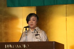 �����狞�q��\����