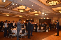 �����֌W�҂P�Q�O�l���o�Ȃ����g�����̍��e��