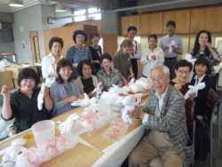 ����Ɂu�h�[���v�쐬�ŏW�܂郁���o�[�B���̎��͒j���̃L���j�X����������Q���B