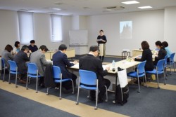 �T�Ђ��Q���������[�N�V���b�v�ŏI��̔��\