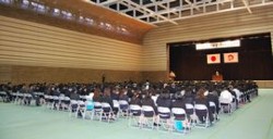 �����͖�T�O�O�l�̊֌W�҂�����