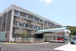 ���܂��Ɛ���a�@�쑤�ɃI�[�v������