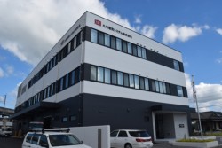 �F�y�s�V�������̓��ЌF�{�x�X������