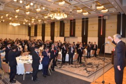 �r�،�������̉����Ŋ��t����