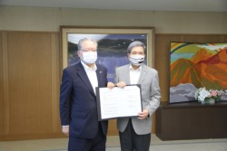 ���菑����ɂ��銗����v�m���i�E�j�Ƒ������܂��Ə�Y����B�U���P�O���A����