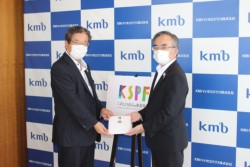 �i���В��i���j���琬����\�����ɋ`�����P�疜�~�̖ژ^����n����