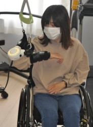 �g�`�k®�𑕒����A����̈ӎu�Řr�𓮂������o����������̌���