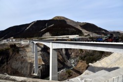 ���R���V���ɊJ�ʂ���u�V���h�勴�v�i�Q��10���B�e�j