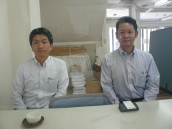 ���Ђ̒S�����p���ŗ��Ђ����{�X�c�ƕ���