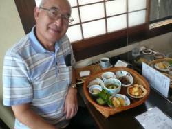 �Ԃ�����V�ƕM��(�����j�A���͊J�����Ă���