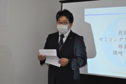 �j�����q�ׂ�G���M������