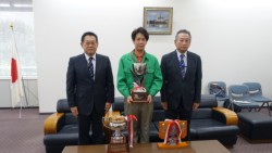 ���x�{���őS���g���b�N�h���C�o�[�E�R���e�X�g�̗D����񍐂����^���열������i�����j�B���͕��ؕq�j��ʕ����A�E�͑���q�K��ʕ��Q����