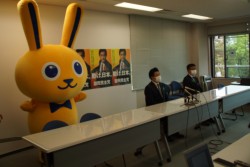 ������}���F�L�����N�^�[�E�u�����݂񂤂����v����A���F���A��\�A���Ó�������