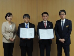 ���菑����ɂ��鍶����c�㐹�q�F�{�s�o�ϊό��ǒ��A�����g���X�R���В��A�쑺�i���b�W�ЎВ��A�O�֍F�V�����H�J������