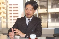 �F�{�邨���ĂȂ��������Ő������𒷔N�������������B32��