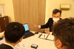 ��p����͂P�T�ЁA�Q�c�̂��Q���B�F�{�ɐi�o���������Ă����Ƃ�������