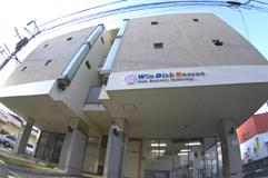 �F�{�s�]�z�P���ڂ̖{�Љ��B�E���t���A����t�Z���^�[