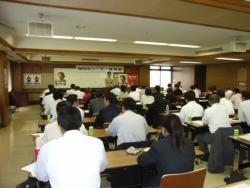 �N�ԂS��̒ʏ�u���͎����}���A��قR�K�ŊJ�����