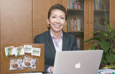 ���N�����������АV���i�B�u�`���R���т���������ɂႭ�v�́A��J�����[�X�C�[�c�Ƃ��Đl�C���Ă�ł���