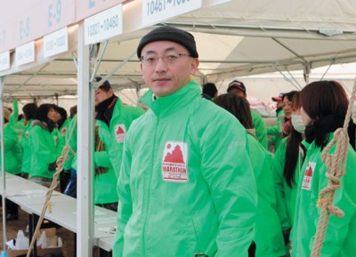 2月19日に催された熊本城マラソンでは多数の社員と企業ボランティアとして参加した