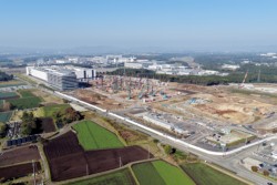 Hp̃N[TSMCF{2Ȟ݌B~nʐς͖321uő1H1.5{Ƃiezj