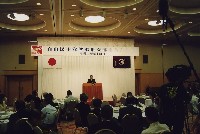 ���J�m���A���c���c��c���A��c�ꐸ�����A��Ȃǖ�R�O�O�l���o�Ȃ���