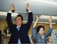 ���I�����܂�A��т̖��΂������c�s���ƕv�l